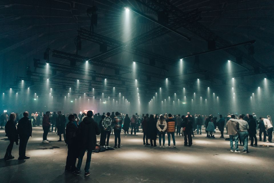 Amsterdam: Unfold.art 'Sora' Immersive Art Exhibit Ticket - Gashouder Westergasfabriek: arriving in an old factory round hall