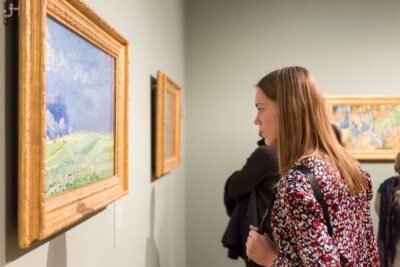 Amsterdam: Van Gogh Museum Ticket & Guided Tour - Where to meet at Willem Sandbergplein (and why 15 minutes matters)