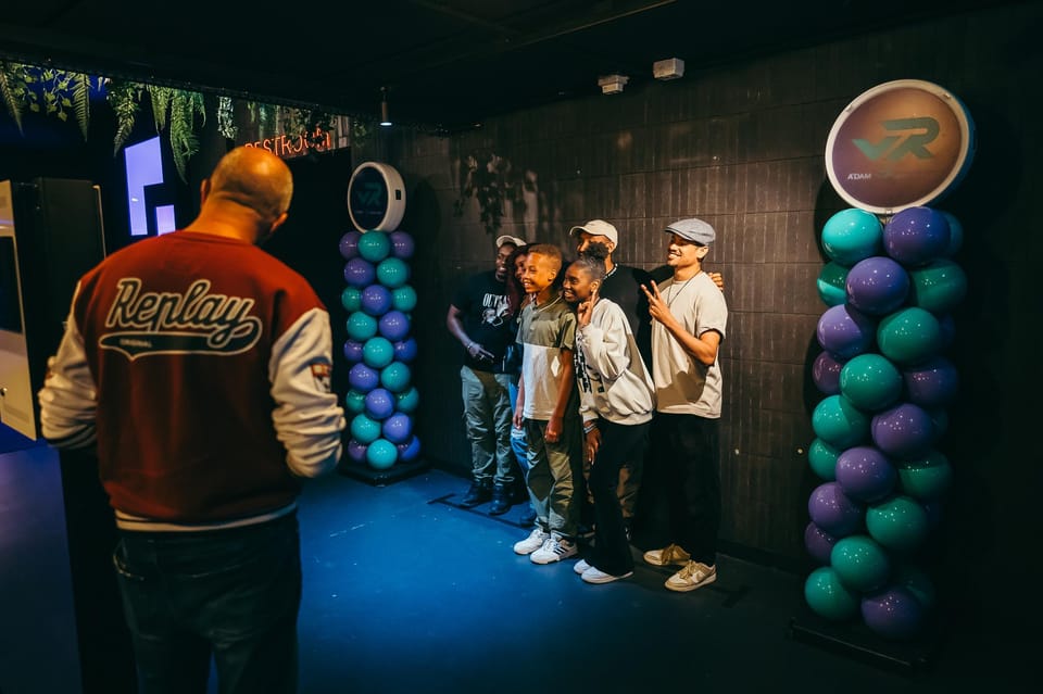 Amsterdam: VR Starter Pack with 6 Tokens - Your One-Hour Flow: Timing, Briefing, and Token Play