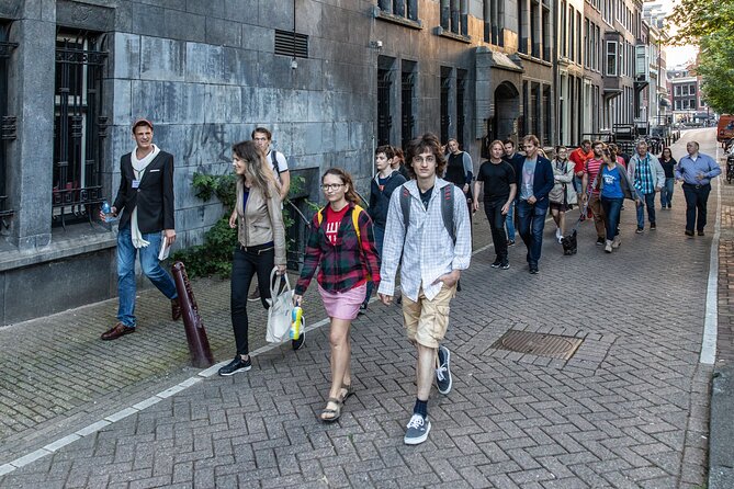 Amsterdam Walking Tour with a local comedian as guide - Price and Timing: What $26.94 Buys You in 90 Minutes