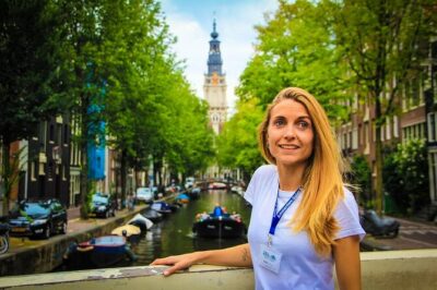 Amsterdam: Walking Tour with Dutch Pancake Lunch - The walk that turns landmarks into stories (including the hard parts)