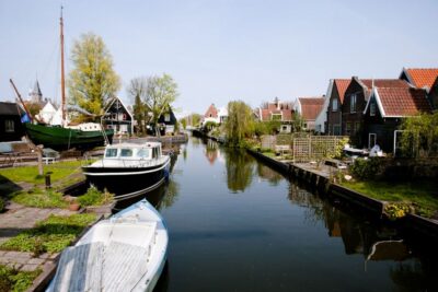 Amsterdam: Windmills, Edam, Volendam and Marken Private Tour - Edam and the cheese farm: tasting is the whole point