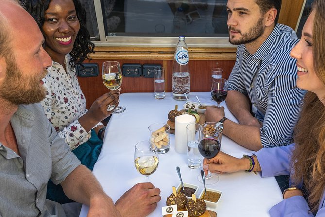 Amsterdam: Wine and Cheese Evening Cruise - A 1.5-Hour Canal Belt Night Cruise That Feels Like a Date With Amsterdam
