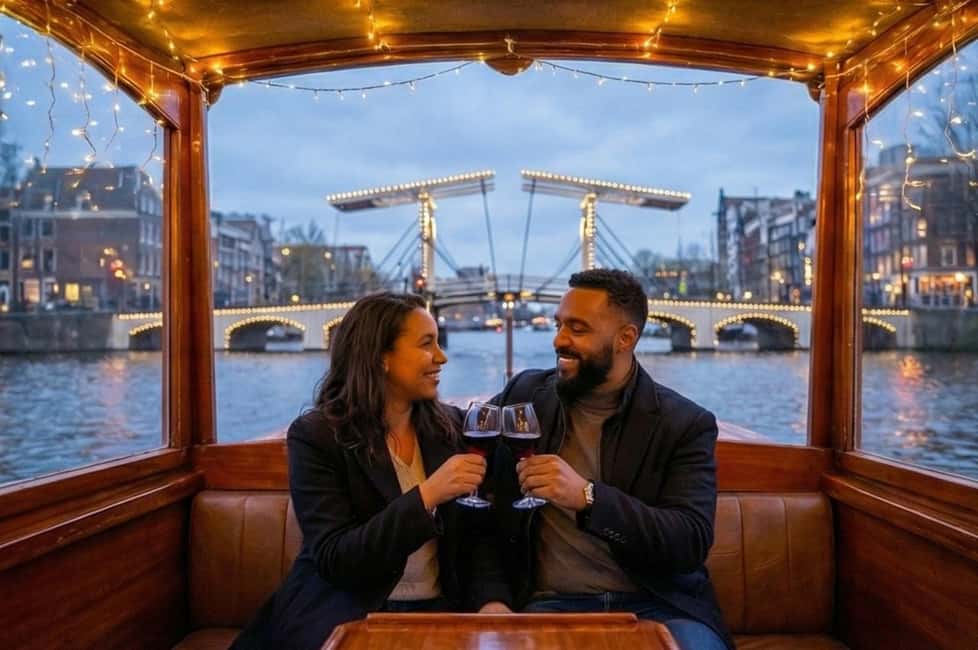 Amsterdam:1.5-Hour Canal Cruise local Guide, Drinks & Snacks - Key Things You Should Know Before You Go