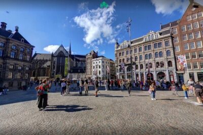 Amsterdam's Red Light District: A Self-Guided Audio Tour - Where you start and finish: Dam Square to the Belle statue