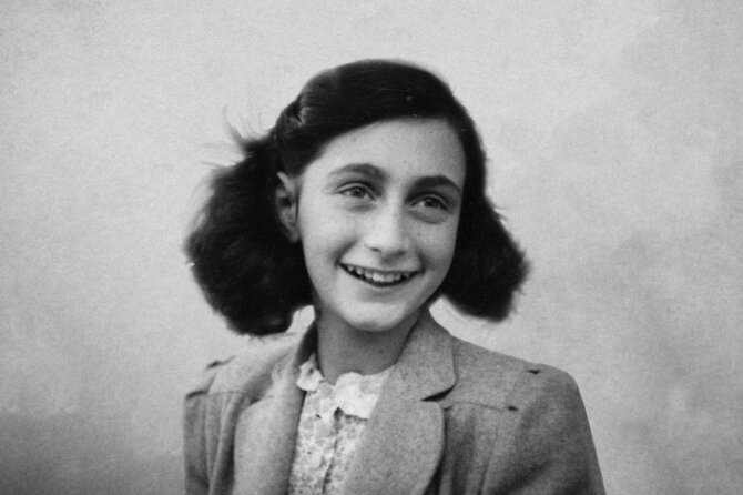 Anne Frank Small Group Walking Tour - Key highlights worth planning around