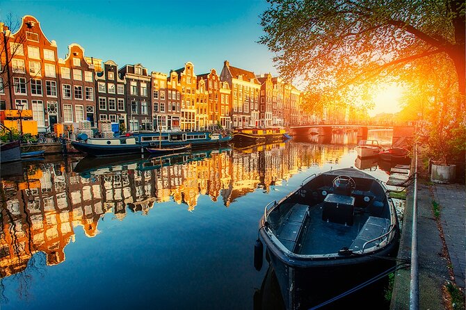 Authentic tour of Amsterdam: Jordaan, Ana Frank and Vondelpark - How the Route Feels: Canal Ring to Vondelpark, With Stops That Make Sense