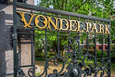 Authentic tour of Amsterdam: Jordaan, Ana Frank and Vondelpark - The UNESCO Canal Ring: Why Seeing It on Foot Helps