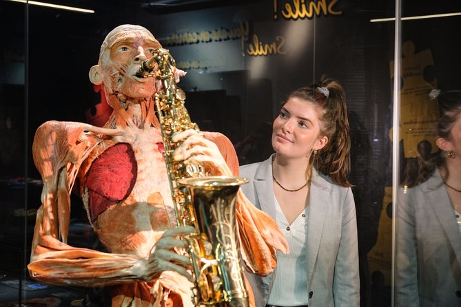 Body Worlds Amsterdam & 1-Hour Canal Cruise - Stop 1: Body Worlds Amsterdam and The Happiness Project exhibition