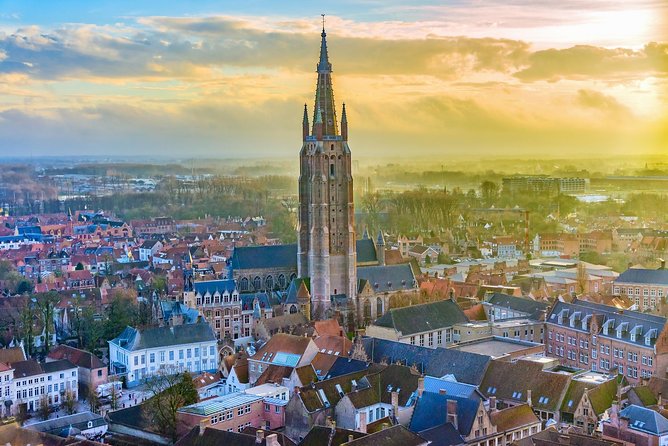 Bruges bus tour from Amsterdam - Begijnhof (Beguinario): the women of 1245