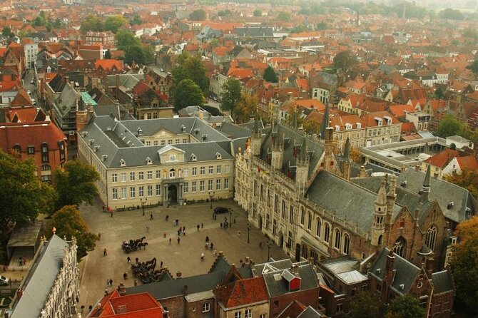 Bruges bus tour from Amsterdam - Walplein, Stoofstraat, and a photo bridge moment