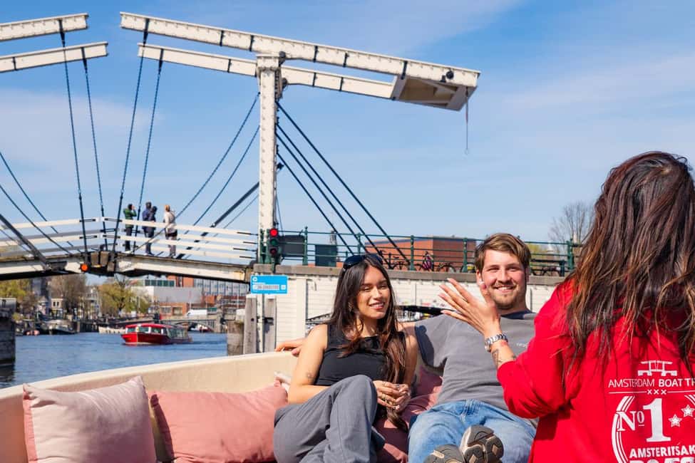 CHEESE AND DRINKS TOUR: A TASTE OF AMSTERDAM ON THE CANALS - The cruise route: Oudezijds Voorburgwal, Oude Kerk, and Amsterdam Centraal