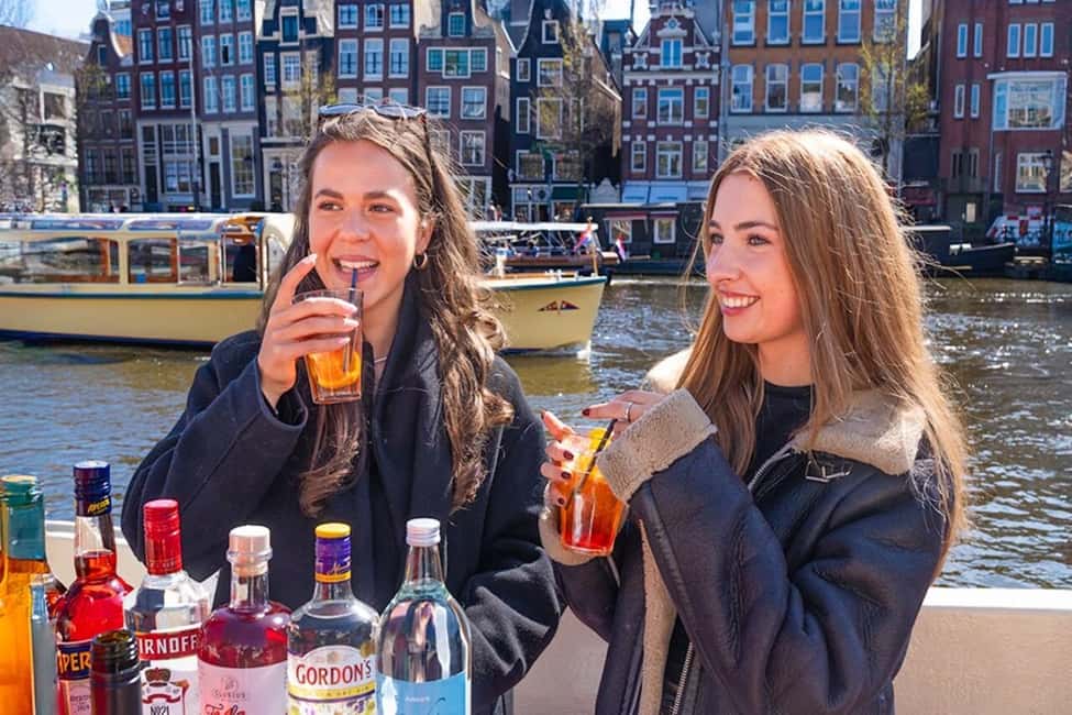 CHEESE AND DRINKS TOUR: A TASTE OF AMSTERDAM ON THE CANALS - Price and value: $36 for a canal cruise plus cheese and drinks