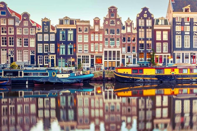 CULTURE Cultural city tour - The Big Themes You’ll Hear (Canals, Religion, Monarchy, Culture)