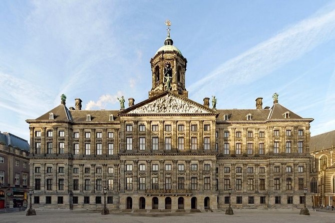 CULTURE Cultural city tour - Dam Square: Origins, Monarchy, and What to Notice Around the Landmark
