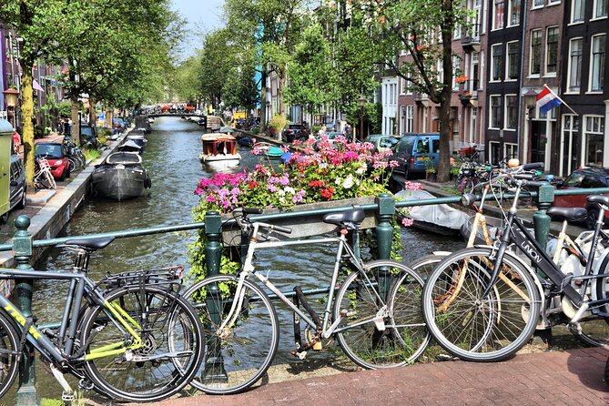 Cursed Houses of Jordaan: Self-Guided Mystery Walk in Amsterdam - The start-to-finish flow: Westerkerk to Bloemgracht