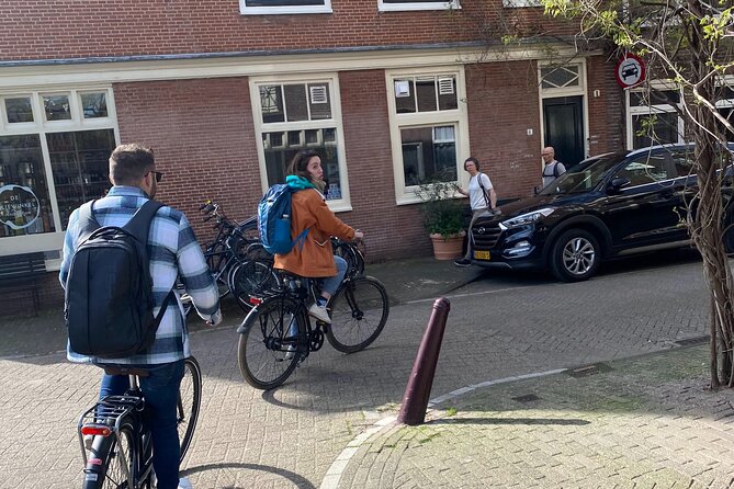 Daily group bike tour in Spanish. - Key highlights worth planning for