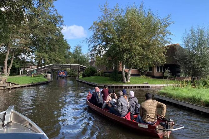 Day Tour Giethoorn, Afsluitdijk and Zaanse Schans with Boat Cruise - How this 10-hour day actually plays out from Amsterdam
