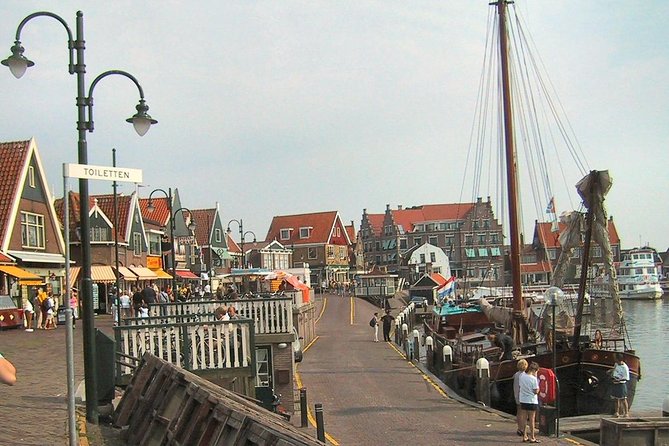 Day Trip from Amsterdam to Zaanse Schans Windmills and Volendam - Marken: another fishing village, with room to breathe