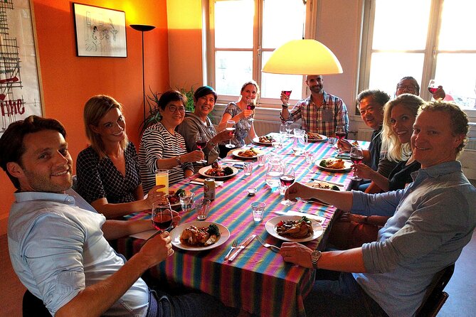 Dining With The Dutch: Enjoy A Delicious 4-Course Family Meal - Key highlights at a glance
