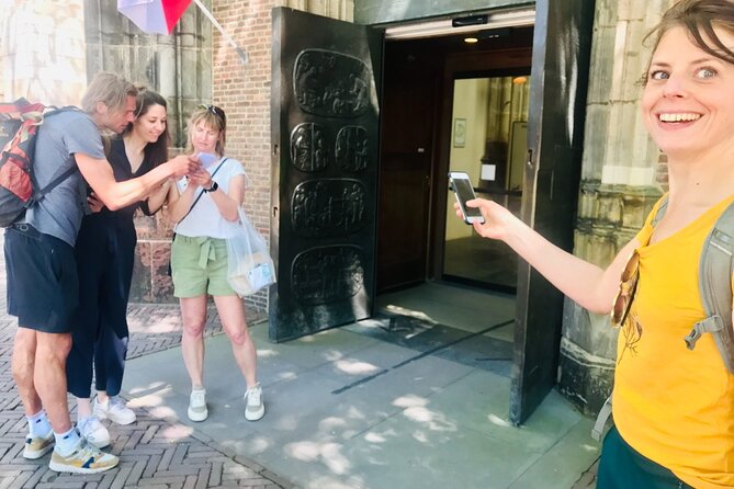 Discover Amsterdam's city center in this Outside Escape game tour - Spui (Stop 5): an old water lock turned into a square
