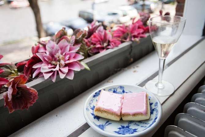 Discover Amsterdam's Culinary Scene: Morning Food Tour - What You’ll Eat: Dutch Classics and a Few Surprises