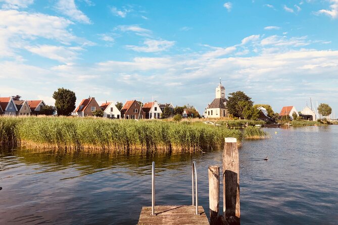 Dreamy Dutch Villages Tour: Giethoorn, Zaanse Schans & More - Durgerdam on the IJ lake: a calmer break from the main route