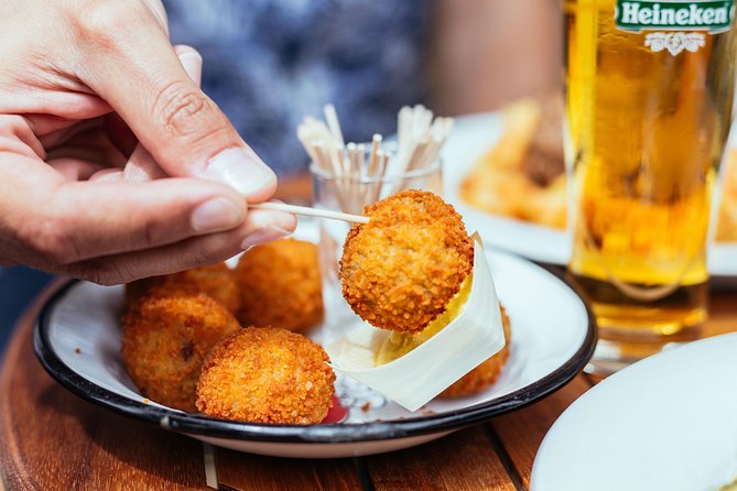 Drinks & Bites in Amsterdam Private Tour - Key points at a glance