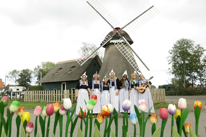 Dutch Experience in Volendam with Traditional Outfits - Timing, pace, and what to wear so the day feels easy