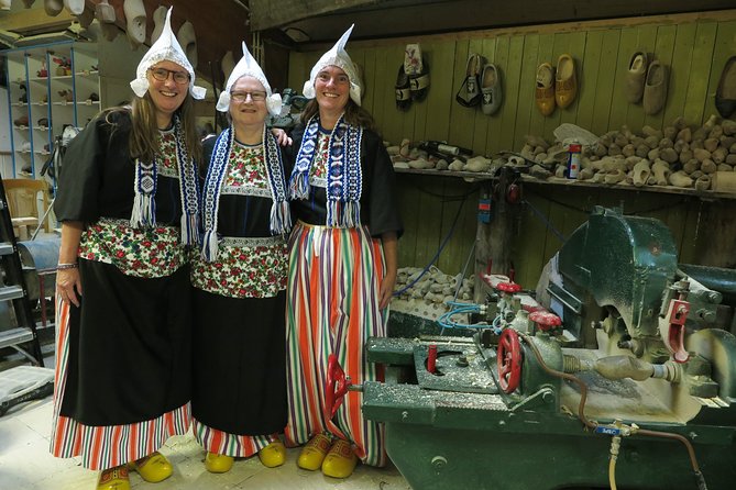 Dutch Experience in Volendam with Traditional Outfits - Price and value: why $11.42 can feel like a steal here