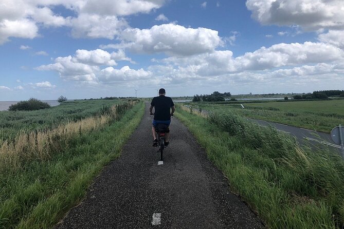 E-Bike PRIVATE tour Countryside of Amsterdam Volendam Marken - Cruijff’s Amsterdam footprints: Betondorp and the places stories stick