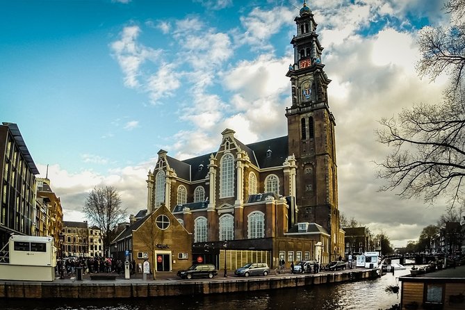 e-Scavenger hunt Amsterdam: Explore the city at your own pace - Who this is best for (and who might want a different plan)