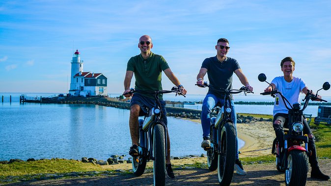 E-scooter rental Volendam - Countryside of Amsterdam - Optional Big Add-On: Marken by Dike and a 30-Minute Boat Back