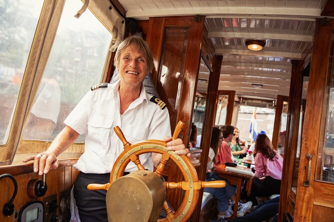 Eating Amsterdam: Food Tour & Canals Cruise - Papeneiland’s apple pie: the best way to begin