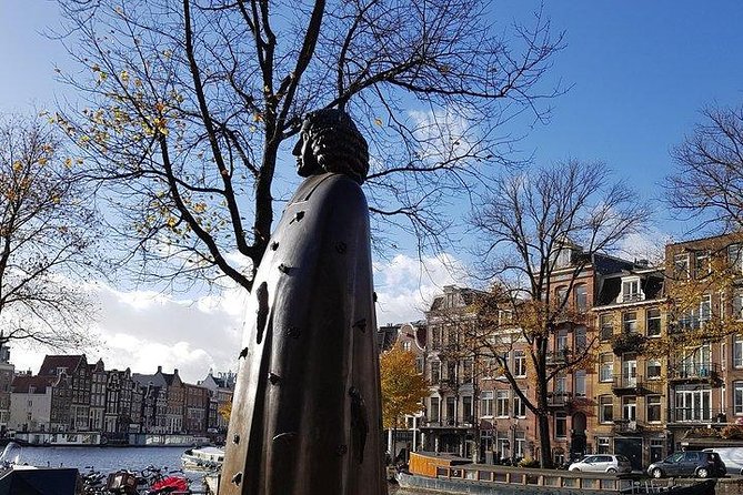 Elisabeth's Tailor made tours and services in Amsterdam and the Netherlands. - Getting in: pickup, mobile ticket, and day-of practicality