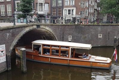 Exclusive Cruise! 90 min - 12 guests max - Book Leemstar! - The Boat Matters: Electric, Cozy, and Built for Comfort