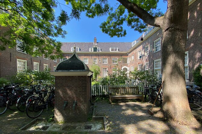 Explore hidden streets with friends - Private Tour - Walking basics: distance, timing, and comfort tips that actually matter
