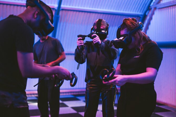 Free Roam VR in Amsterdam – Immerse Yourself in a Virtual World! - What Happens in the Hour: How the Session Flows