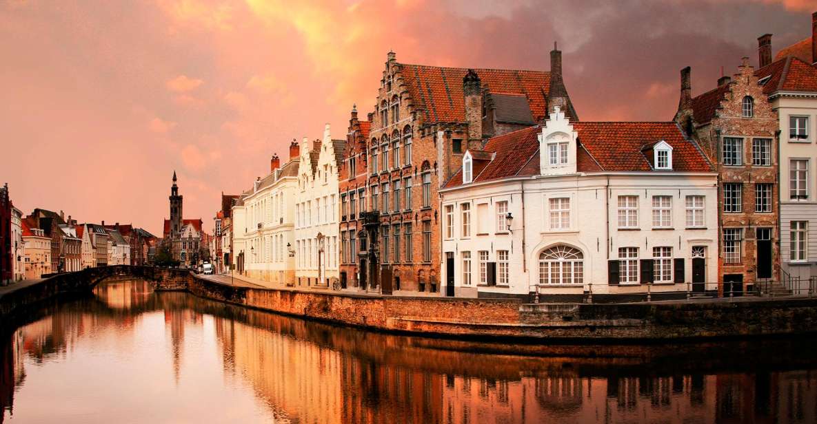 From Amsterdam: Bruges Day Trip in Spanish with Boat Option - Amsterdam to Bruges by coach: long ride, easy rhythm