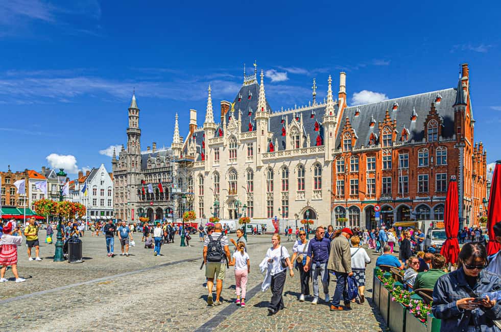 From Amsterdam: Bruges Full-Day Tour - The guided city drive: Bruges landmarks you’ll actually remember