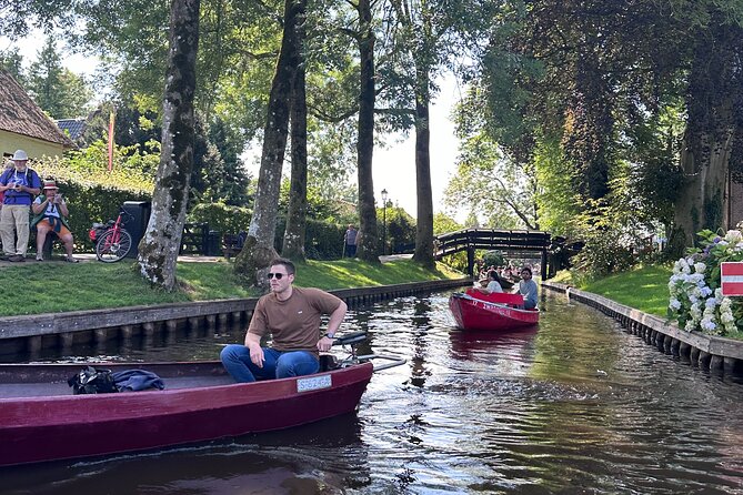 From Amsterdam: Giethoorn Day Trip with Canal & Village Tour - Giethoorn’s canal charm, made practical