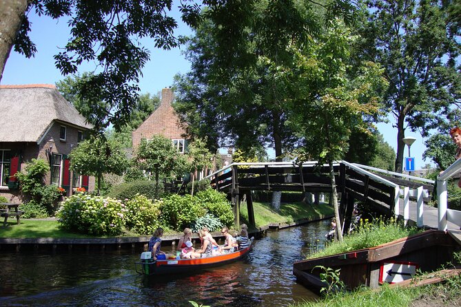 Giethoorn Day Trip from Amsterdam With Cruise and Cheeseplatter - Price and What You Actually Get for $113