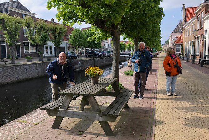 Giethoorn, Private Boat Tour & Exploring the North Netherlands - The heart of the day: Giethoorn by punter boat