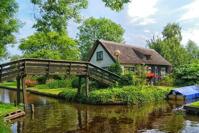 Giethoorn Private Tour, Canal Cruise and Windmills from Amsterdam - Mercedes pickup: the hidden advantage of door-to-door
