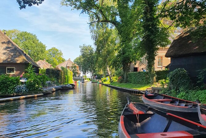 Giethoorn Small-Group Tour from Amsterdam (Max. 8 People) - Giethoorn village time: 1.5 hours to wander with or without your guide