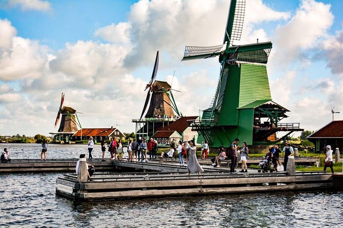 Giethoorn, Zaanse Schans Windmills Guided Day Trip from Amsterdam - Giethoorn, the Venice of the North: canals, bridges, and water-life lessons