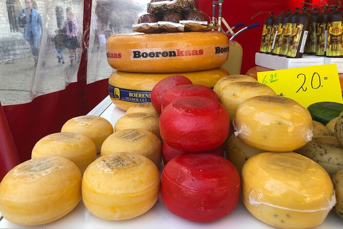 Gouda, Witches & Cheese - Private Day Tour - Gouda on foot: De Waag, the town hall, and Sint Jan church