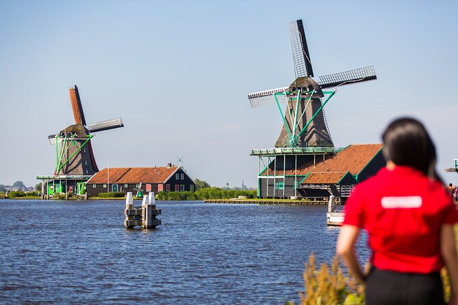 Guided Day Trip - Volendam, Zaanse Schans, Marken & Edam - Edam in 30 Minutes: Quick Look, Quick Walk