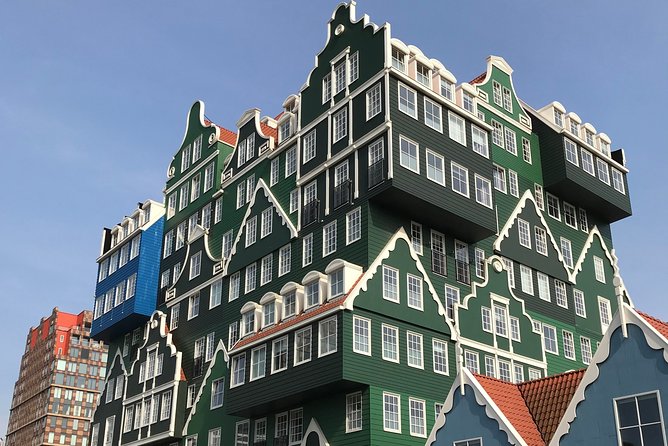 Half-Day Private Guided Sightseeing Tour of Zaanse Schans - Browsing antique shops, pastry time, and a slow walk through old alleys
