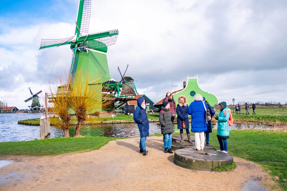 Half-Day Private Guided Sightseeing Tour of Zaanse Schans - A Local Café Break and Dutch Snack Time